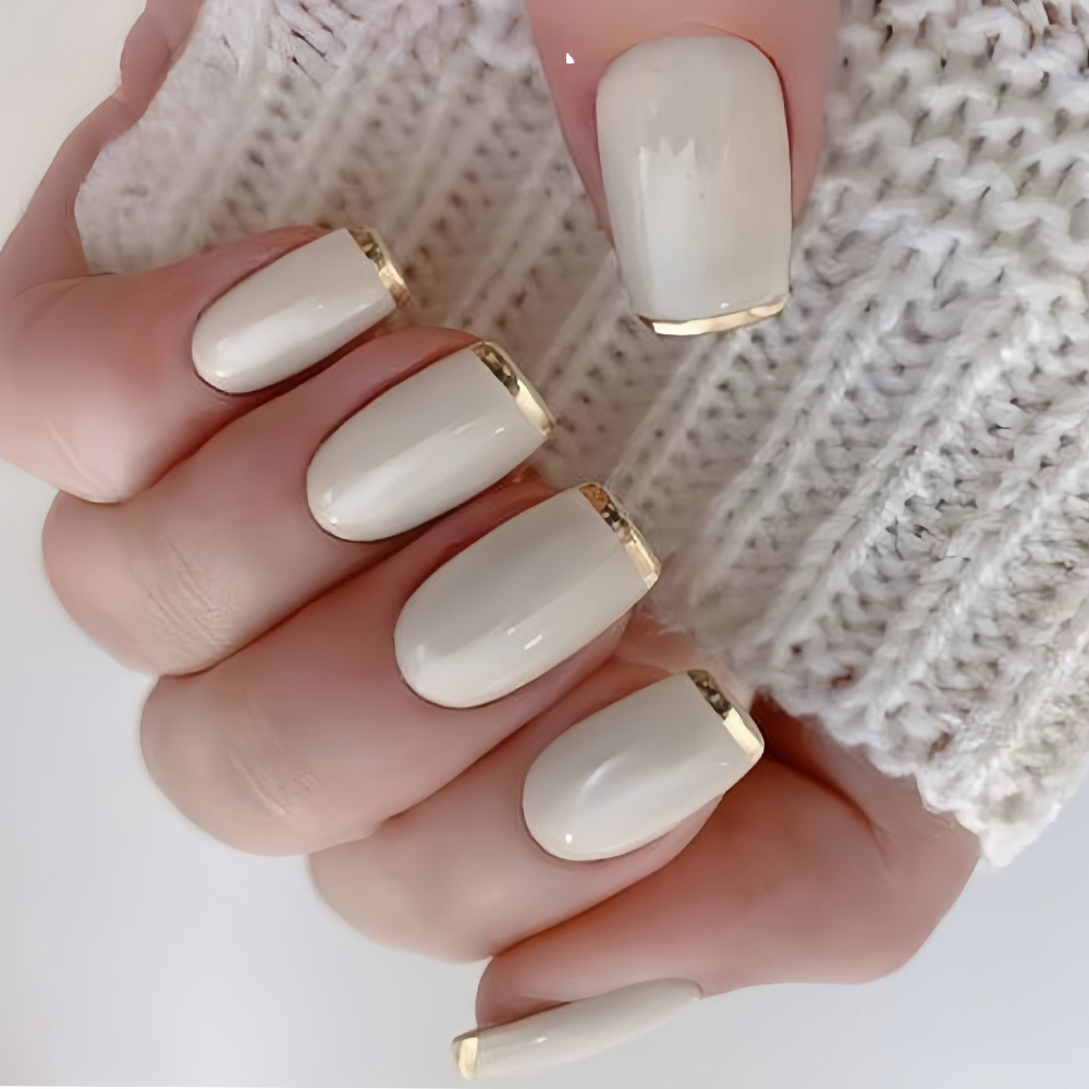 Nail Art Press On - Średnie sztuczne paznokcie dla kobiet, beżowo-białe